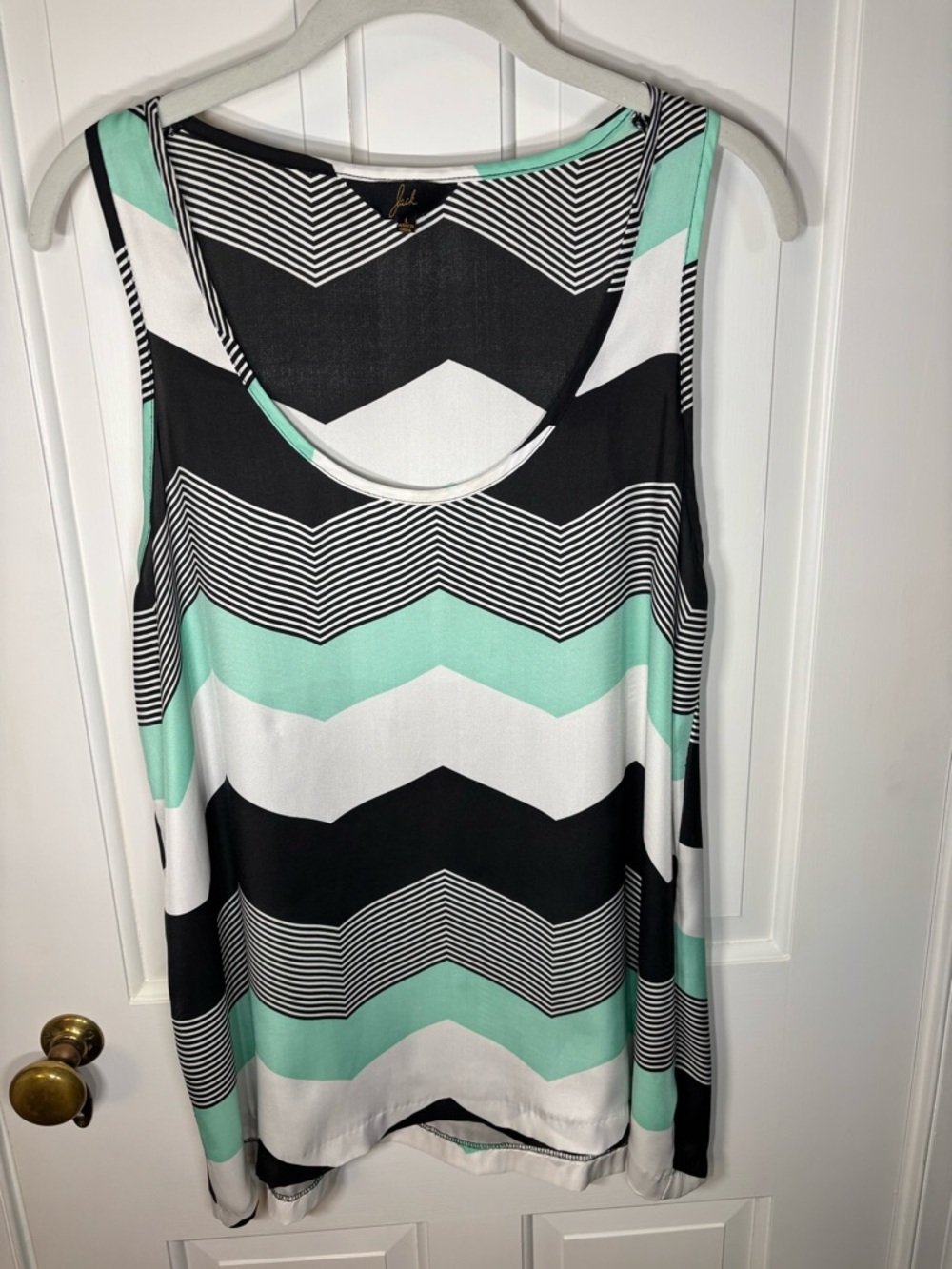 Jack by BB Dakota Black White Mint Green Chevron Stripe Tank Top Women’s Large